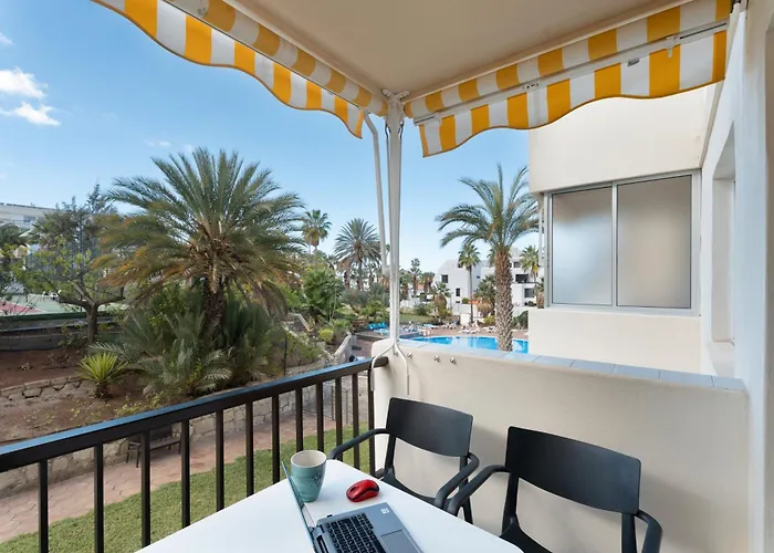 The Dorado 206 * ארונה